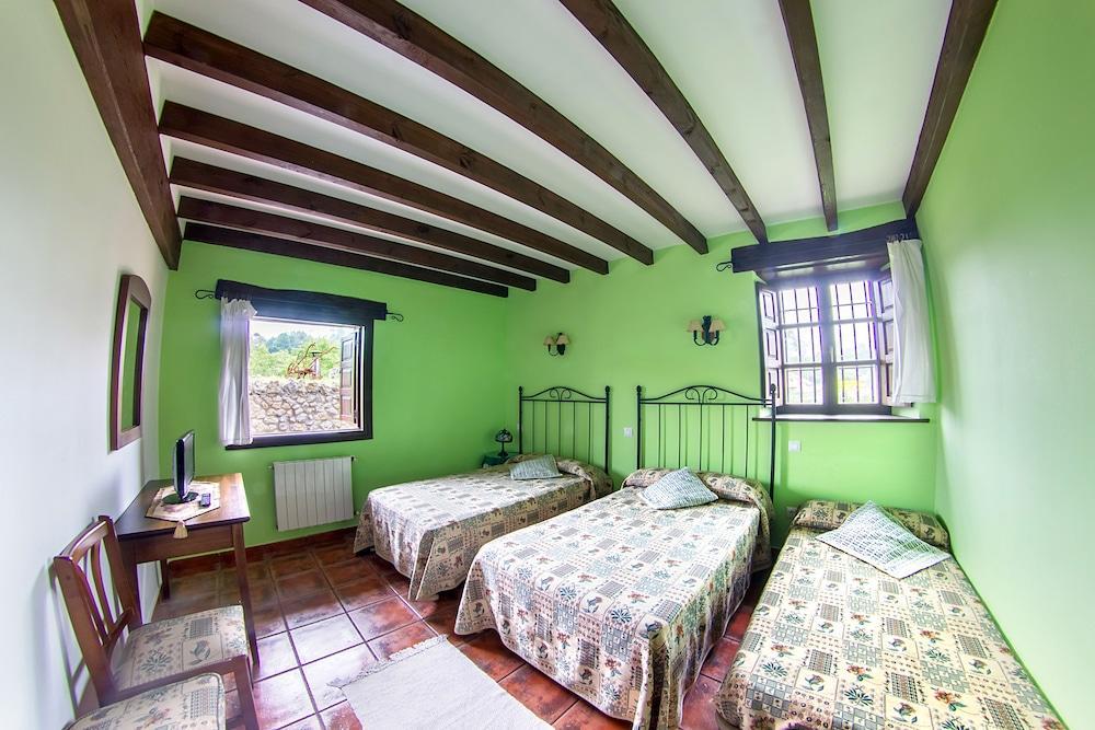Apartamentos Camino Del Norte Кобресес Экстерьер фото